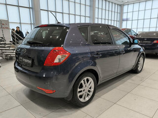 2010 Kia Ceed I Рестайлинг, синий, 920000 рублей, вид 5