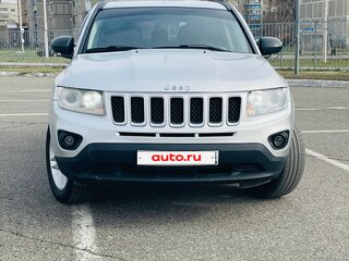 2012 Jeep Compass I Рестайлинг, серебристый, 935000 рублей, вид 2