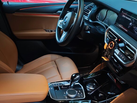 2021 BMW X4 20d II (G02) Рестайлинг, чёрный - вид 2