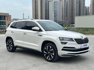 2022 Skoda Karoq DSG7 I, белый, 1954000 рублей, вид 3