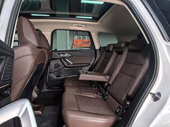 2023 BMW X1 Long 20Li sDrive III (U11/U12), белый, 3040999 рублей - вид 19