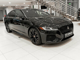 2023 Jaguar XF II Рестайлинг, чёрный, 4780000 рублей, вид 3
