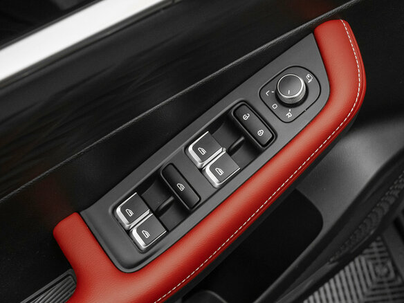2024 Geely Coolray (Binyue Cool) I Рестайлинг, фиолетовый, 2180000 рублей - вид 17