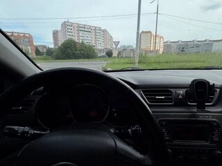 2013 Kia Rio 5-speed III, серый, 600000 рублей, вид 4