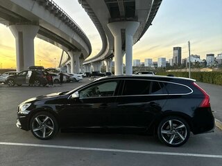 2013 Volvo V60 I, чёрный, 1102000 рублей, вид 2