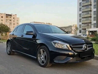 2014 Mercedes-Benz A-Класс 180 III (W176), чёрный, 1270000 рублей, вид 1