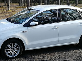 2017 Volkswagen Polo V Рестайлинг, белый, 1370000 рублей, вид 1
