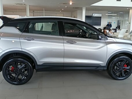 2026 Geely Coolray I Рестайлинг 2, серебристый, 2774990 рублей, вид 4