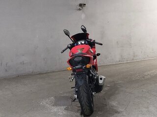 2017 Honda CBR 400R, красный, 416000 рублей, вид 4