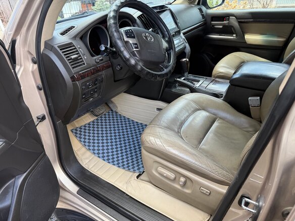 2008 Toyota Land Cruiser 200 Series, золотистый, 2849000 рублей - вид 7