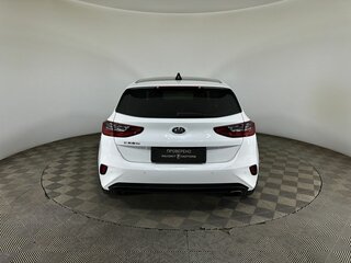 2018 Kia Ceed III, белый, 1830000 рублей, вид 3