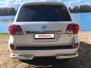 2012 Toyota Land Cruiser 200 Series Рестайлинг 1, белый, 3950000 рублей, вид 5