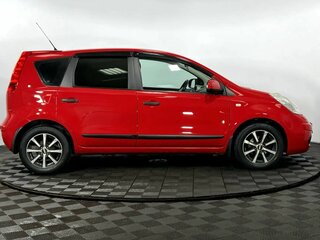 2008 Nissan Note I, красный, 695000 рублей, вид 5