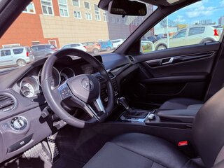 2011 Mercedes-Benz C-Класс 180 BlueEFFICIENCY III (W204) Рестайлинг, белый, 1370000 рублей, вид 2