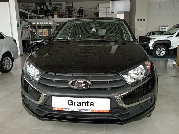 2026 Lada (ВАЗ) Granta I Рестайлинг, чёрный, 1098000 рублей - вид 1