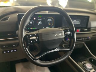 2025 Kia Carnival IV Рестайлинг, белый, 5495000 рублей, вид 5