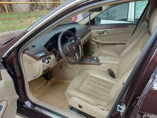 2010 Mercedes-Benz E-Класс 350 IV (W212, S212, C207), коричневый, 1050000 рублей, вид 4
