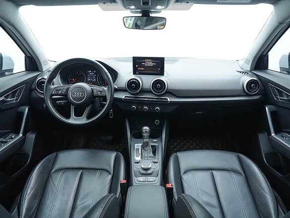 2023 Audi Q2 L 35 TFSI I Рестайлинг, белый, 1610000 рублей - вид 8