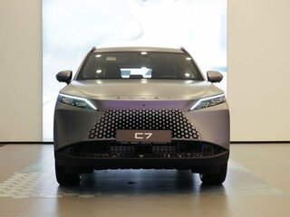 2026 Omoda C7, серый, 3499000 рублей, вид 2