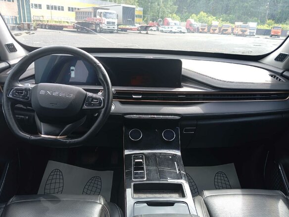 2023 Exeed LX I Рестайлинг, серый, 1028500 рублей - вид 4