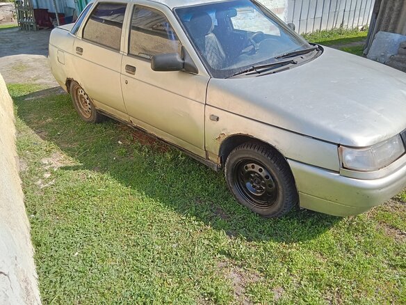 2006 Lada (ВАЗ) 2110, серебристый, 83000 рублей - вид 2