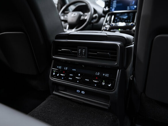 2025 Lexus LX 700h IV, чёрный, 19850000 рублей - вид 19