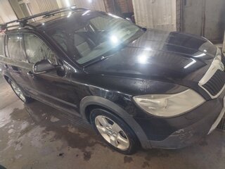 2011 Skoda Octavia Scout II (A5) Рестайлинг, чёрный, 832000 рублей, вид 3