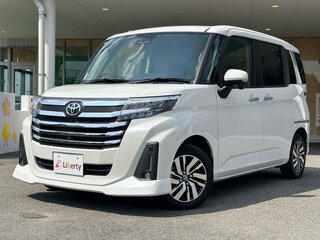 2023 Toyota Roomy I Рестайлинг, белый, 1371208 рублей, вид 1