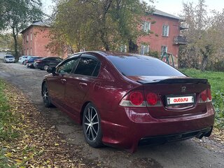2008 Honda Civic VIII, красный, 900000 рублей, вид 4