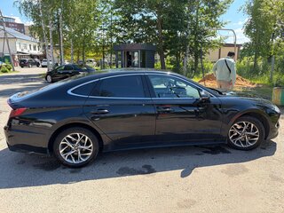 2019 Hyundai Sonata VIII (DN8), чёрный, 1900000 рублей, вид 4