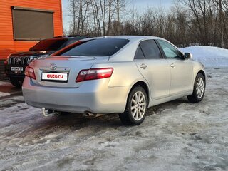 2009 Toyota Camry VI (XV40) Рестайлинг, серебристый, 1350000 рублей, вид 5