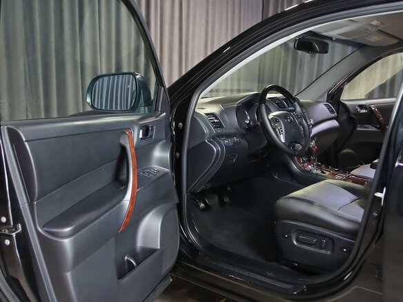 2013 Toyota Highlander II (XU40) Рестайлинг, чёрный - вид 7