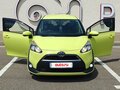 2017 Toyota Sienta II, жёлтый, 1150000 рублей - вид 3