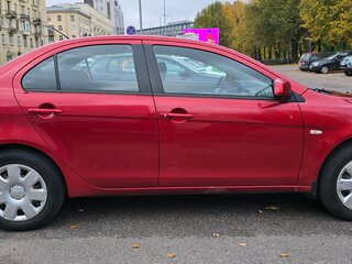 2011 Mitsubishi Lancer X Рестайлинг, красный, 650000 рублей, вид 2