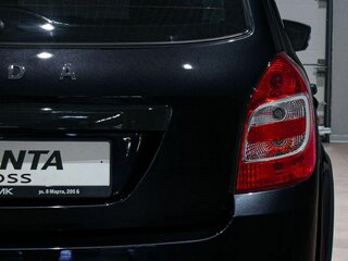 2026 Lada (ВАЗ) Granta Cross I Рестайлинг, чёрный, 1371000 рублей, вид 4