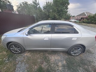 2013 Chevrolet Cobalt II, серебристый, 650000 рублей, вид 4
