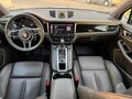 2020 Porsche Macan I Рестайлинг, серый - вид 3