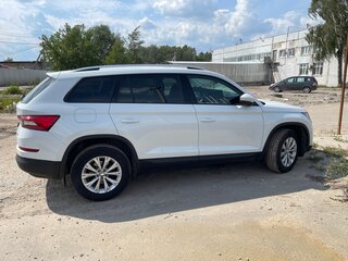 2020 Skoda Kodiaq I, белый, 3350000 рублей, вид 3
