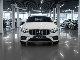 2019 Mercedes-Benz E-Класс 200 V (W213, S213, C238), белый, 3090000 рублей, вид 3