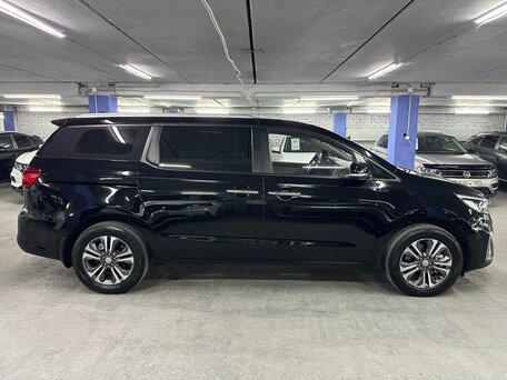 2019 Kia Carnival III, чёрный, 2695000 рублей, вид 4