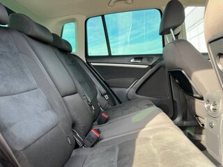 2012 Volkswagen Tiguan I Рестайлинг, чёрный, 1177000 рублей, вид 4