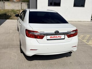 2014 Toyota Camry VII (XV50), белый, 2100000 рублей, вид 3