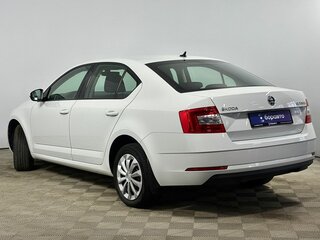 2019 Skoda Octavia III (A7) Рестайлинг, белый, 1845000 рублей, вид 3