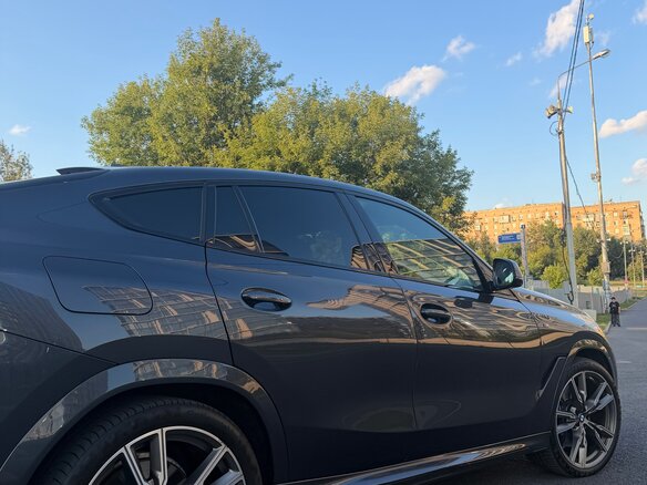 2019 BMW X6 M50d III (G06), серый, 7300000 рублей - вид 6