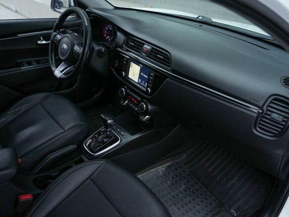 2018 Kia Rio X-Line IV, белый - вид 17