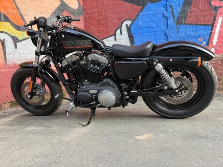 2013 Harley-Davidson Forty-Eight, чёрный, 900000 рублей, вид 4