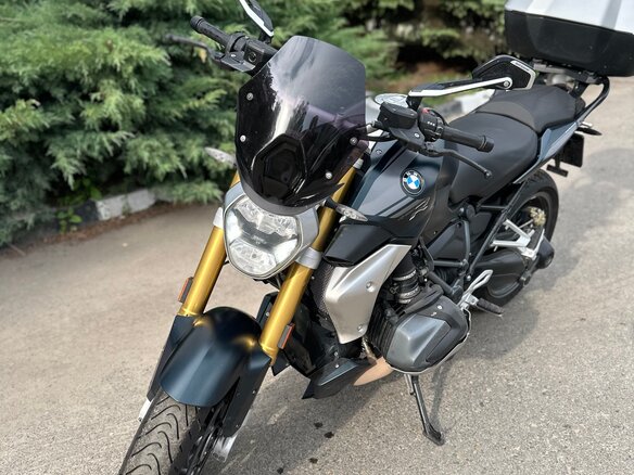 2019 BMW R 1250 R, зелёный, 1250000 рублей - вид 2