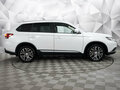 2016 Mitsubishi Outlander III Рестайлинг 2, белый - вид 5