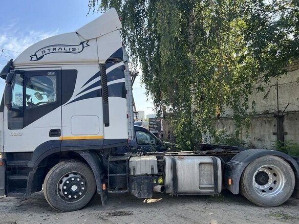 2008 Iveco Stralis, белый, 990000 рублей - вид 1