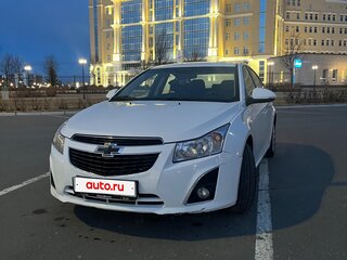 2014 Chevrolet Cruze I Рестайлинг, белый, 650000 рублей, вид 3
